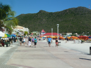 philipsburg-beach-sint-maarten-300x225