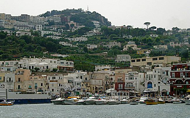 Capri port