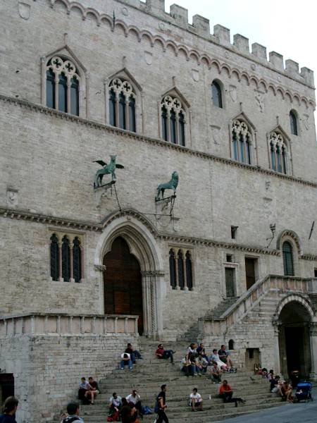 Palazzo dei Priori front