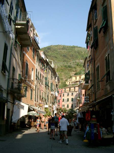 Vernazza main street